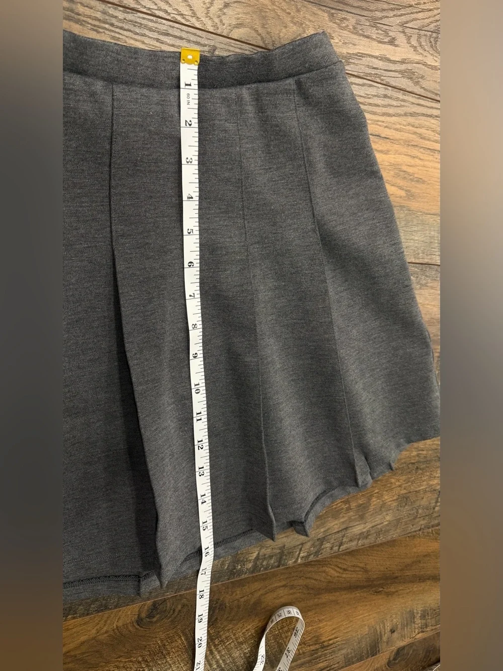 Lands End Girl’s Uniform Skirt Size 10 Pleated Knee Length School Girl, Gray